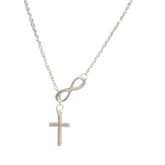 NWOT Infinity Necklace Silver, cross runs inside infinity to endless design - Picture 3 of 10